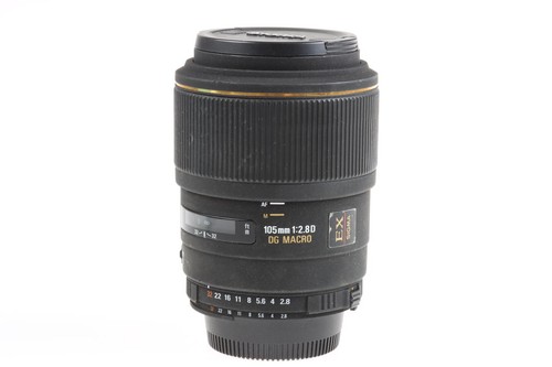 Sigma 105mm ex - f/2.8, dg