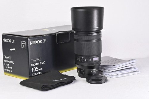 Nikon 105mm 8 vr s - f/2.8,