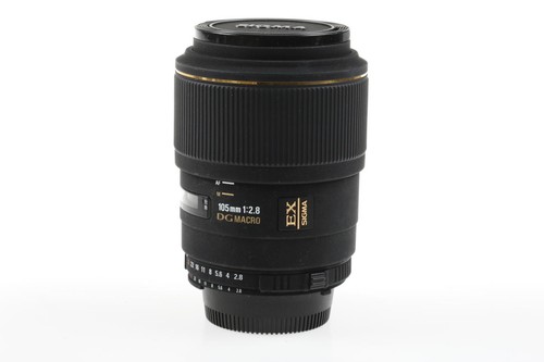 Sigma 105 ex - f/2,8,